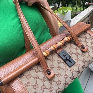 Authentic Gucci Bullet Bag East West tan Brown monogram Shoulder bamboo Large